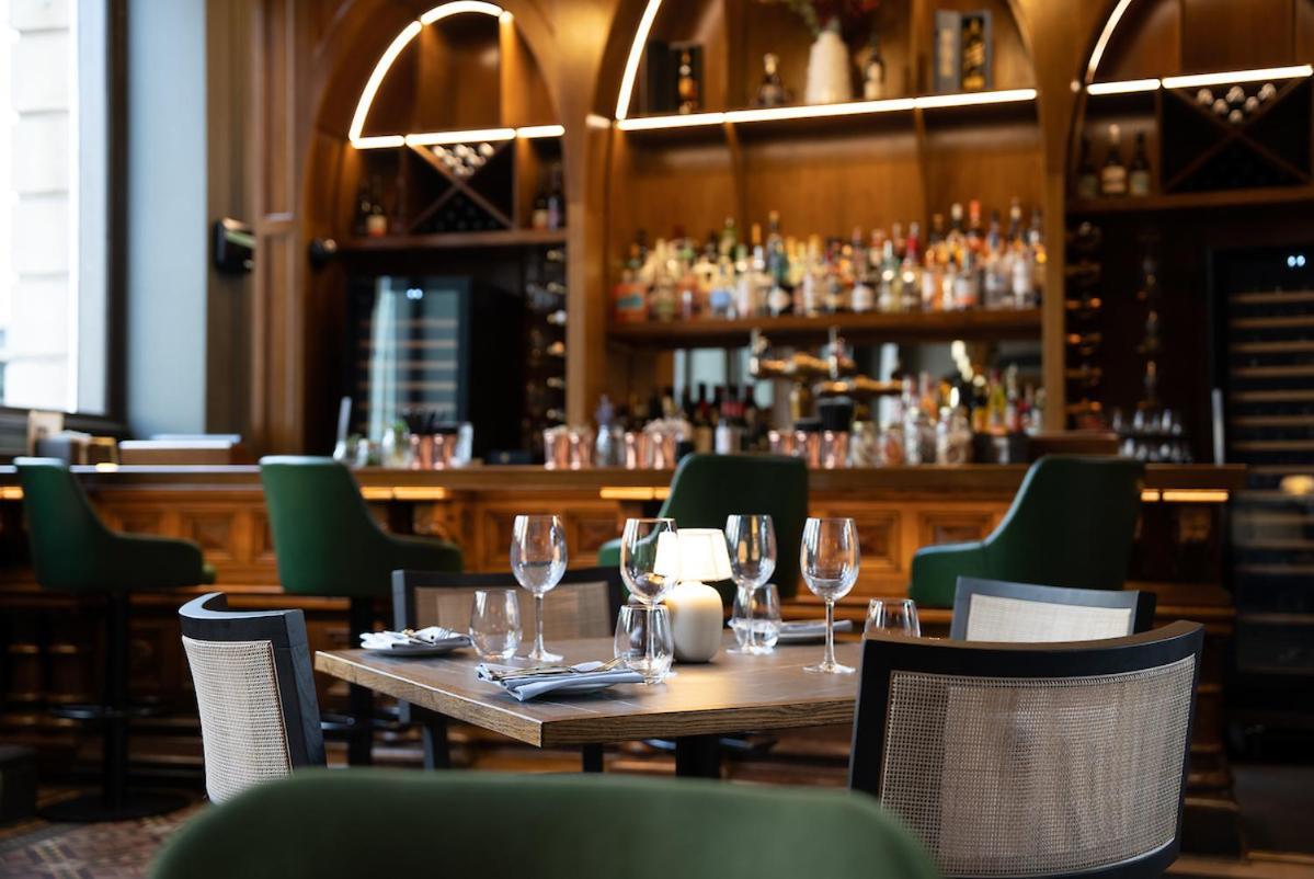 Milsom Hotel Бат Екстериор снимка