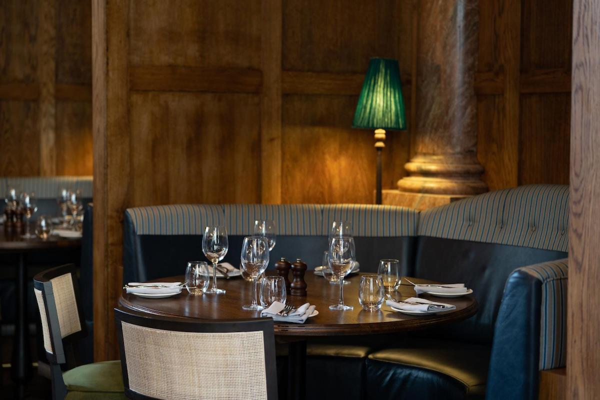 Milsom Hotel Бат Екстериор снимка
