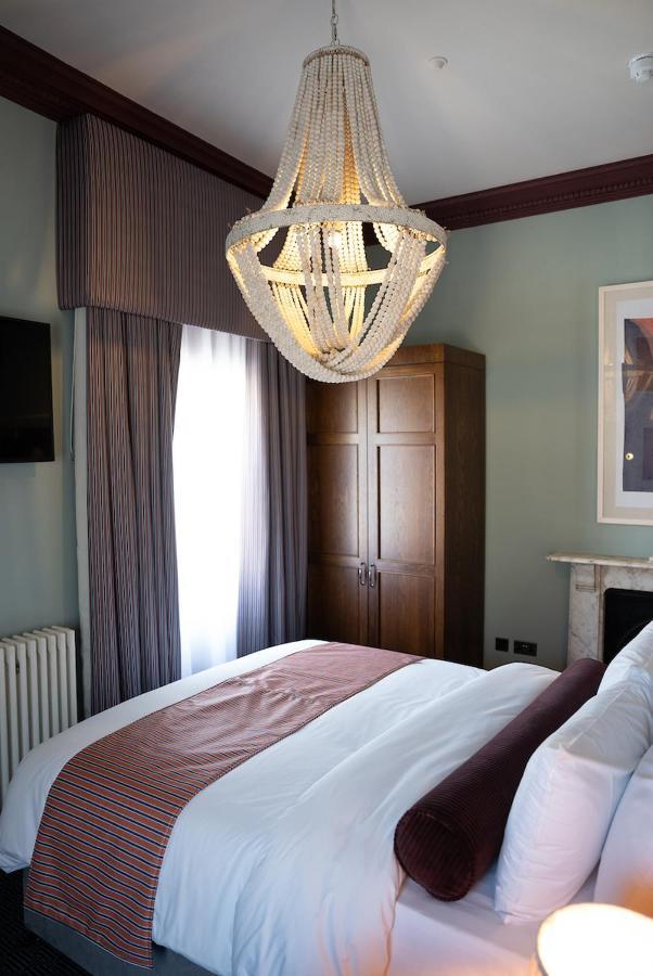 Milsom Hotel Бат Екстериор снимка