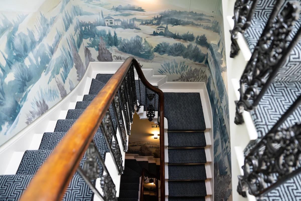 Milsom Hotel Бат Екстериор снимка