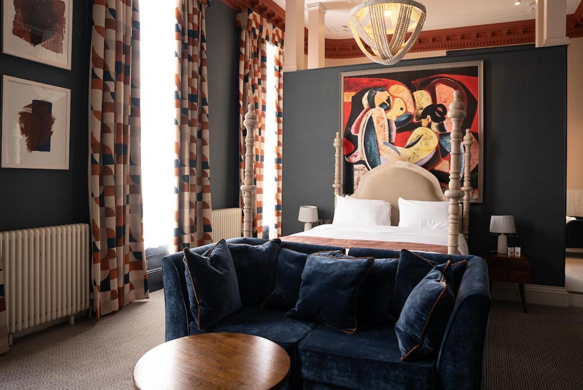 Milsom Hotel Бат Екстериор снимка
